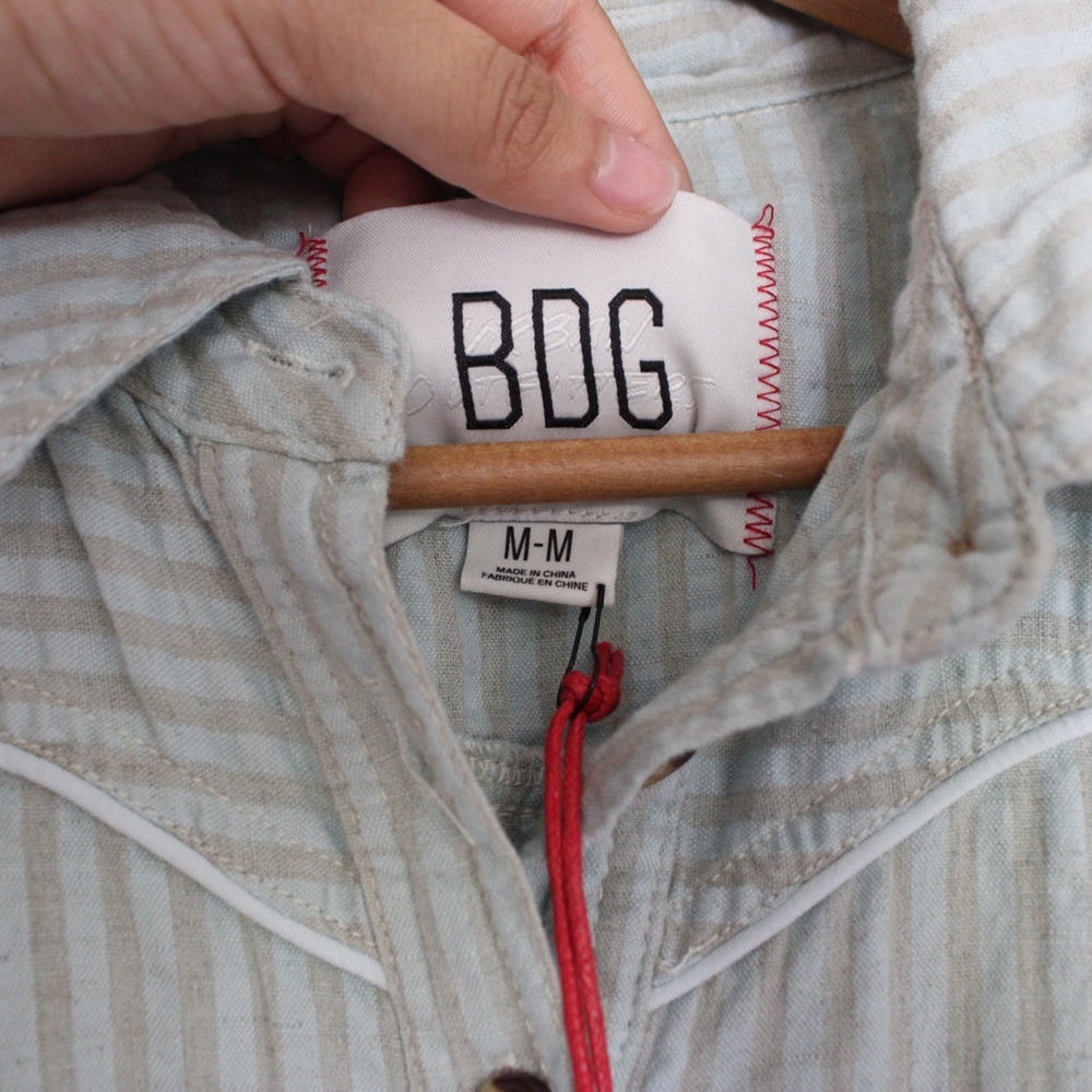 BDG Devon Linen Blend Tie-Waist Romper - Picture 6 of 6